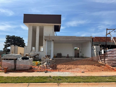 Casa em Jardim Cristal, Aparecida de Goiânia/GO de 160m² 4 quartos à venda por R$ 949.000,00
