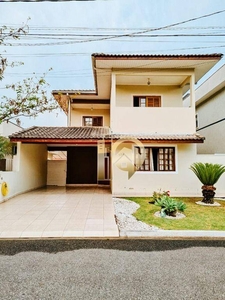 Casa em Jardim Crystal Park, Jacareí/SP de 223m² 3 quartos à venda por R$ 914.000,00