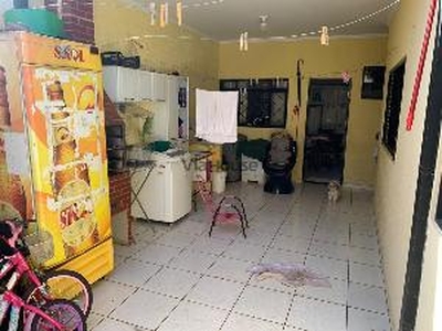 Casa em Jardim Diva Tarlá de Carvalho, Ribeirão Preto/SP de 150m² 2 quartos à venda por R$ 259.000,00