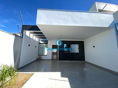 Casa em Jardim Everest, Maringá/PR de 107m² 3 quartos à venda por R$ 449.000,00