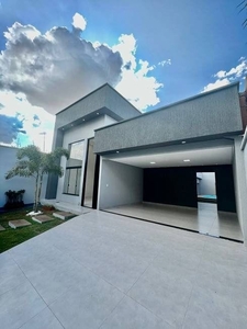 Casa em Jardim Helvécia, Aparecida de Goiânia/GO de 135m² 3 quartos à venda por R$ 549.000,00