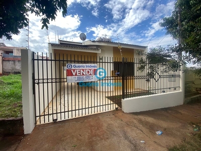 Casa em Jardim Itália, Maringá/PR de 100m² 3 quartos à venda por R$ 364.000,00