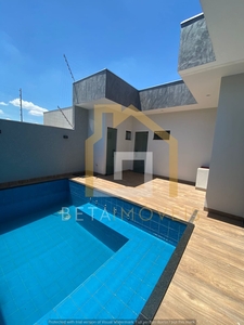 Casa em Jardim Itália, Maringá/PR de 120m² 3 quartos à venda por R$ 949.000,00