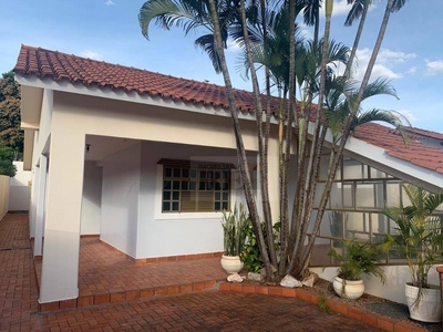 Casa em Jardim Marconal, Rio Verde/GO de 300m² 3 quartos à venda por R$ 799.000,00