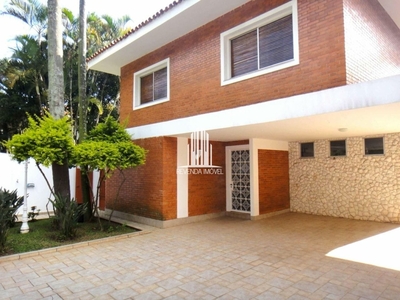 Casa em Jardim Morumbi, São Paulo/SP de 450m² 4 quartos à venda por R$ 2.554.000,00
