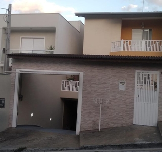 Casa em Jardim Nathalie, Mogi das Cruzes/SP de 297m² 4 quartos à venda por R$ 749.000,00