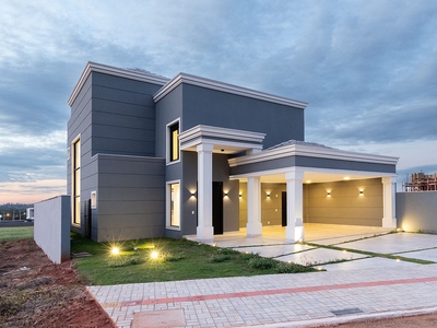 Casa em Jardim Noroeste, Campo Grande/MS de 270m² 4 quartos à venda por R$ 1.829.000,00