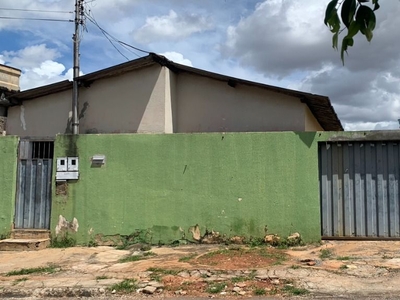 Casa em Jardim Nova Esperança, Goiânia/GO de 181m² 3 quartos à venda por R$ 249.000,00
