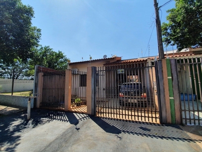 Casa em Jardim Pinheiros II, Maringá/PR de 150m² 1 quartos à venda por R$ 349.000,00
