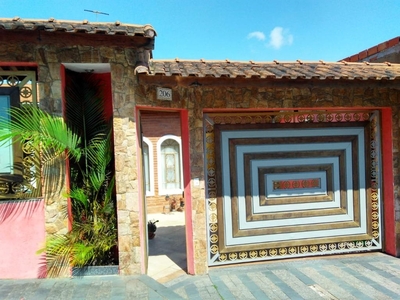 Casa em Jardim San Giovani, Ferraz de Vasconcelos/SP de 270m² 3 quartos à venda por R$ 659.000,00