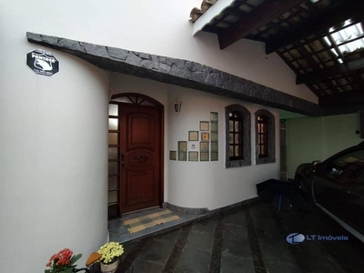 Casa em Jardim Santa Maria, Jacareí/SP de 155m² 3 quartos à venda por R$ 629.000,00
