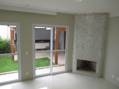 Casa em Jardim São Vicente, Cotia/SP de 107m² 3 quartos à venda por R$ 699.000,00