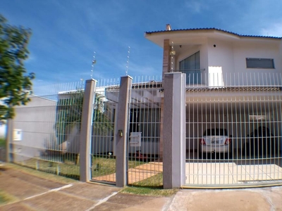 Casa em Jardim Tóquio, Maringá/PR de 400m² 3 quartos à venda por R$ 1.199.000,00