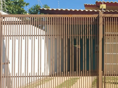 Casa em Jardim Tulipas, Sorocaba/SP de 150m² 2 quartos à venda por R$ 379.000,00