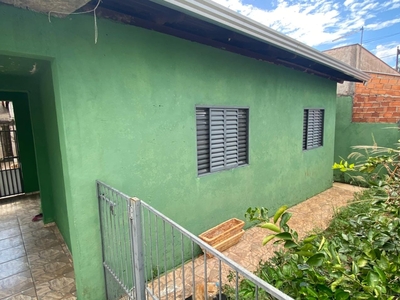 Casa em Jardim Vale Azul, Londrina/PR de 70m² 3 quartos à venda por R$ 329.000,00