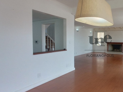 Casa em Lagoa da Conceição, Florianópolis/SC de 438m² 4 quartos à venda por R$ 4.198.000,00