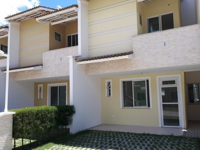 Casa em Lagoa Redonda, Fortaleza/CE de 96m² 3 quartos à venda por R$ 306.000,00