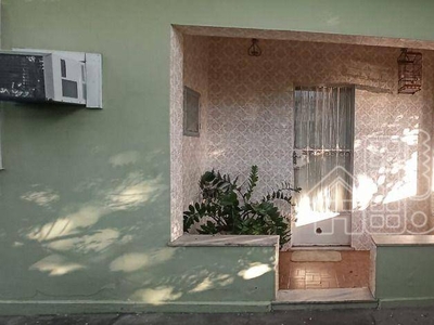 Casa em Laranjal, São Gonçalo/RJ de 200m² 3 quartos à venda por R$ 249.000,00