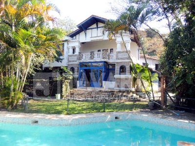 Casa em Laranjeiras, Rio de Janeiro/RJ de 858m² 8 quartos à venda por R$ 4.499.000,00