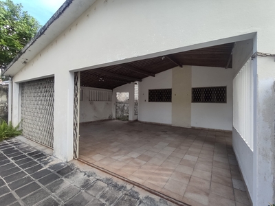 Casa em Manaíra, João Pessoa/PB de 180m² 3 quartos à venda por R$ 1.199.000,00