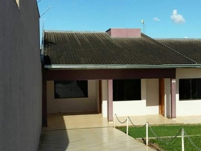 Casa em Maria Luiza, Cascavel/PR de 100m² 3 quartos à venda por R$ 779.000,00