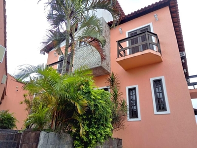 Casa em Maria Paula, São Gonçalo/RJ de 350m² 4 quartos à venda por R$ 499.000,00