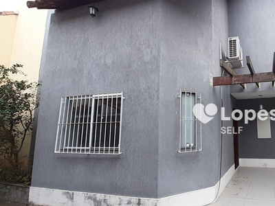 Casa em Maria Paula, São Gonçalo/RJ de 73m² 2 quartos à venda por R$ 284.000,00