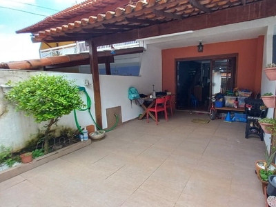 Casa em Maria Paula, São Gonçalo/RJ de 81m² 2 quartos à venda por R$ 279.000,00