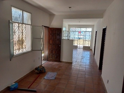 Casa em Matatu, Salvador/BA de 379m² 3 quartos à venda por R$ 409.000,00