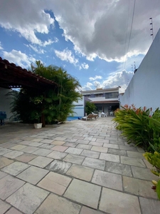 Casa em Maurício de Nassau, Caruaru/PE de 200m² 4 quartos à venda por R$ 549.000,00
