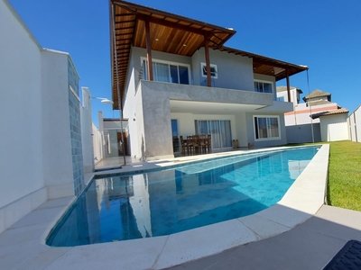 Casa em Miguel Couto, Cabo Frio/RJ de 266m² 4 quartos à venda por R$ 2.199.000,00