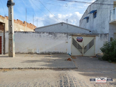 Casa em Monte Castelo, Patos/PB de 90m² 2 quartos à venda por R$ 129.000,00