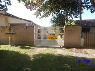 Casa em Nereidas, Guaratuba/PR de 200m² 4 quartos à venda por R$ 399.000,00