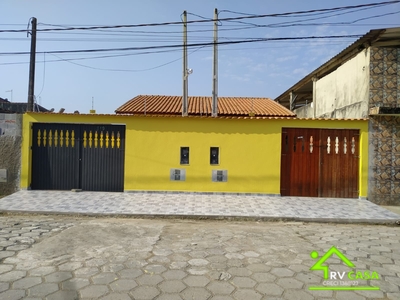 Casa em Nova Itanhaém, Itanhaém/SP de 125m² 2 quartos à venda por R$ 239.000,00