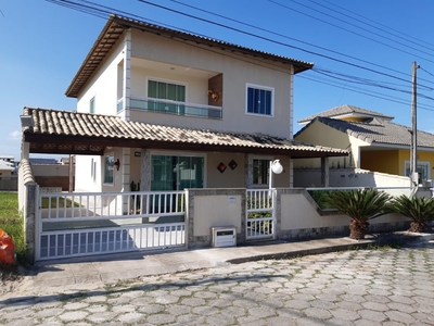 Casa em Ogiva, Cabo Frio/RJ de 275m² 5 quartos à venda por R$ 739.000,00