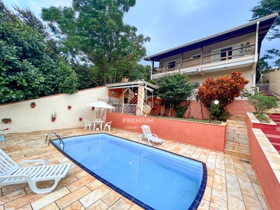 Casa em Parque Arco Iris, Atibaia/SP de 420m² 3 quartos à venda por R$ 1.249.000,00