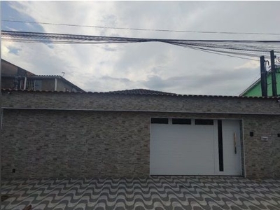Casa em Parque Continental, São Vicente/SP de 250m² 3 quartos à venda por R$ 339.000,00