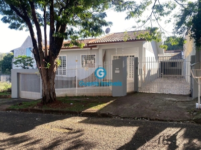 Casa em Parque da Gávea, Maringá/PR de 178m² 3 quartos à venda por R$ 479.000,00