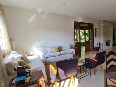 Casa em Parque das Laranjeiras, Itatiba/SP de 300m² 4 quartos à venda por R$ 1.484.000,00