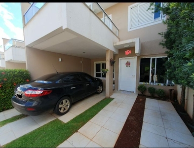 Casa em Parque Jamaica, Londrina/PR de 140m² 3 quartos à venda por R$ 729.000,00