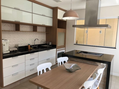 Casa em Parque Jardim Europa, Bauru/SP de 210m² 3 quartos à venda por R$ 579.000,00