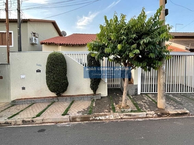 Casa em Parque Residencial Celina Dalul, Mirassol/SP de 170m² 3 quartos à venda por R$ 379.000,00