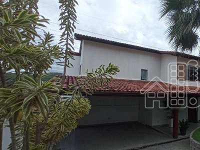 Casa em Pendotiba, Niterói/RJ de 260m² 4 quartos à venda por R$ 999.000,00