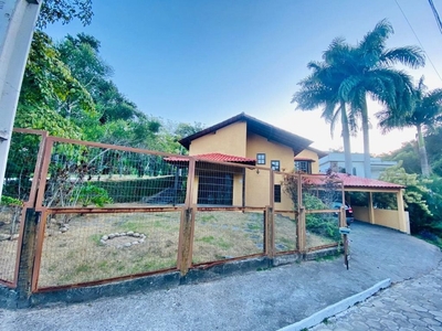 Casa em Pendotiba, Niterói/RJ de 293m² 4 quartos à venda por R$ 549.000,00