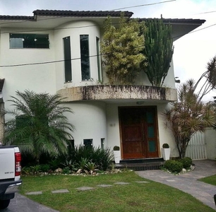 Casa em Pendotiba, Niterói/RJ de 450m² 4 quartos à venda por R$ 1.699.000,00