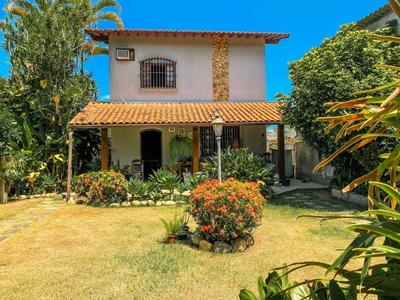Casa em Piratininga, Niterói/RJ de 172m² 4 quartos à venda por R$ 949.000,00