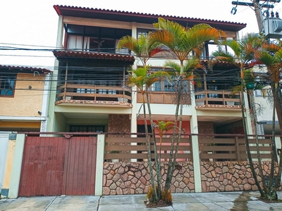 Casa em Piratininga, Niterói/RJ de 180m² 5 quartos à venda por R$ 1.799.000,00