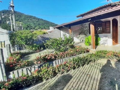 Casa em Piratininga, Niterói/RJ de 200m² 3 quartos à venda por R$ 1.099.000,00