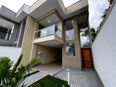 Casa em Piratininga, Niterói/RJ de 222m² 4 quartos à venda por R$ 989.000,00