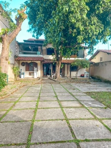 Casa em Piratininga, Niterói/RJ de 264m² 4 quartos à venda por R$ 599.000,00